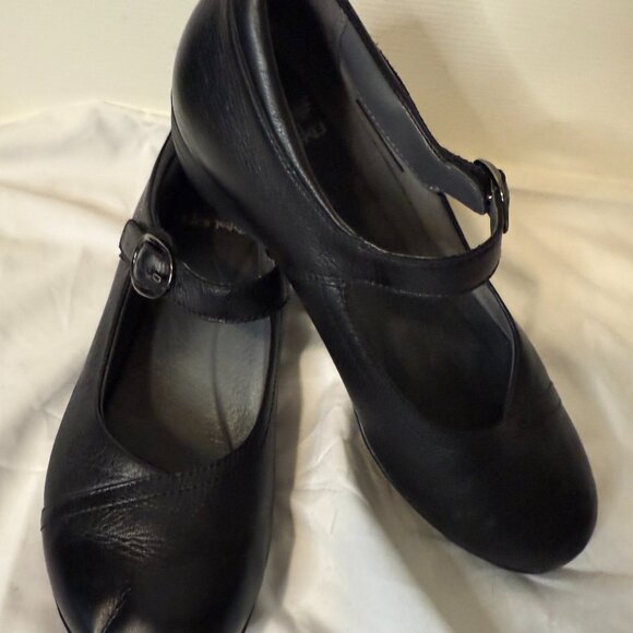 Dansko Shoes - Dansko Collette Mary Jane Pump Women’s Shoes Black Leather Size 8.5 Comfortable